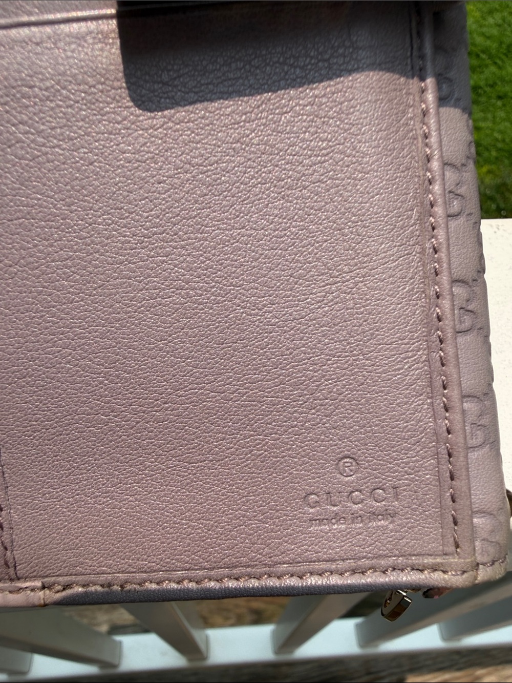 Gucci RARE Vintage LILAC Embossed GG Leather Wallet Clutch - Picture 12 of 17